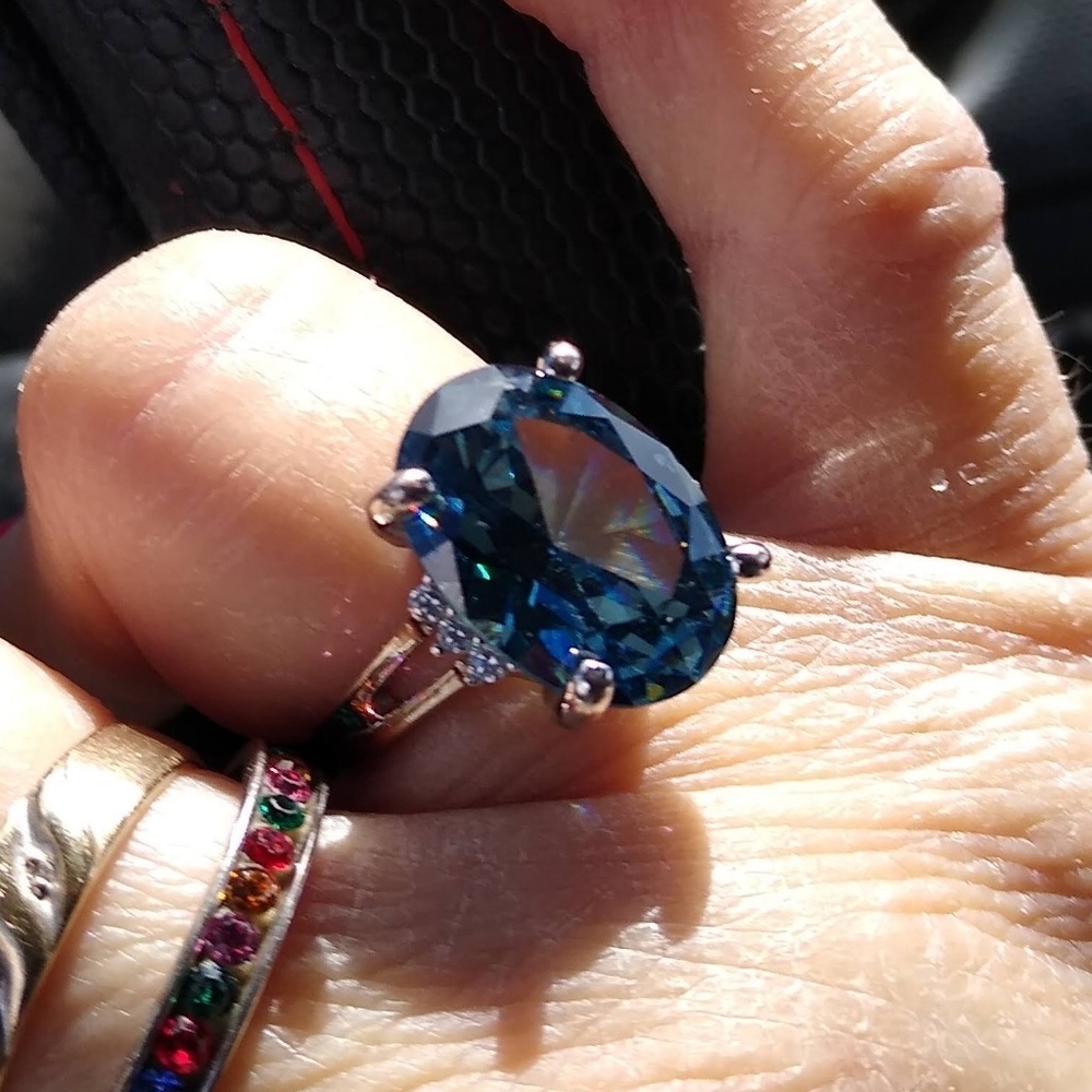 NWT LONDON BLUE TOPAZ RING - Picture 4 of 5